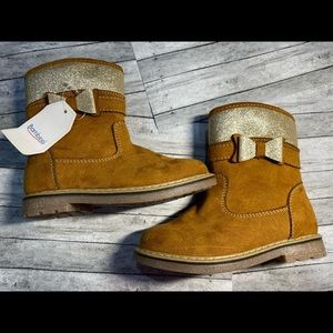 Brand New with tags toddler girl ankle boots, tan color, size 9 US (16).